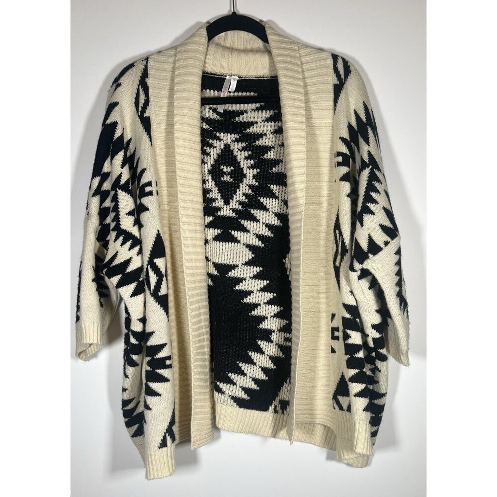 36point5 black white aztec open shawl neck cardigan sweater L bohemian hippie